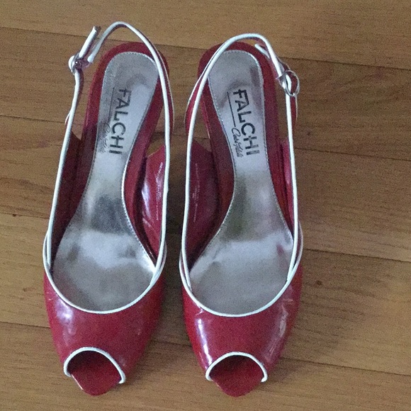 Carlos Falchi Leather peep toe heels size 8.5 - Picture 1 of 4